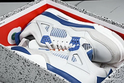 BLUE 4 MILITARY JORDAN AIR 0815